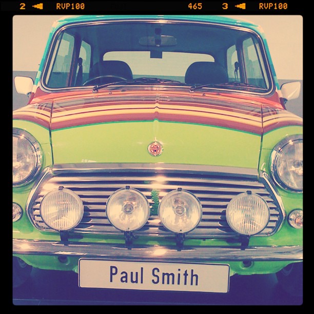 La voiture Mini Paul Smith